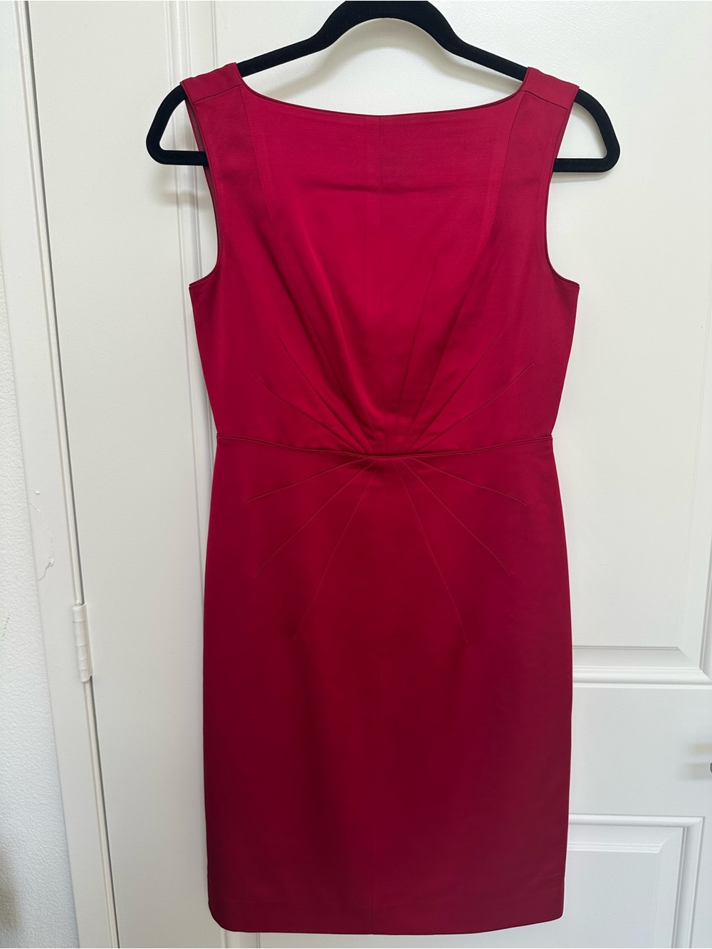 Banana Republic Fitted Sleeveless Crimson Sheath Dress